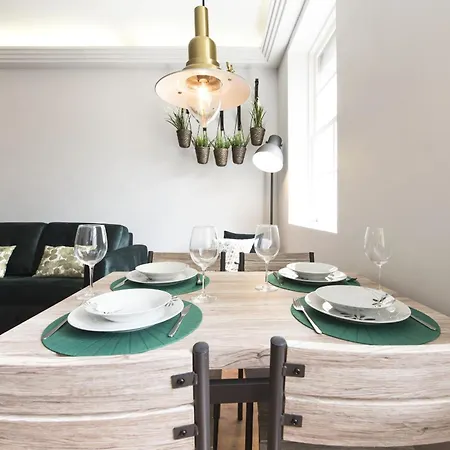 Sta Catarina - 2 Bedroom Oporto