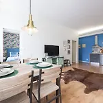 Sta Catarina - 2 Bedroom Oporto